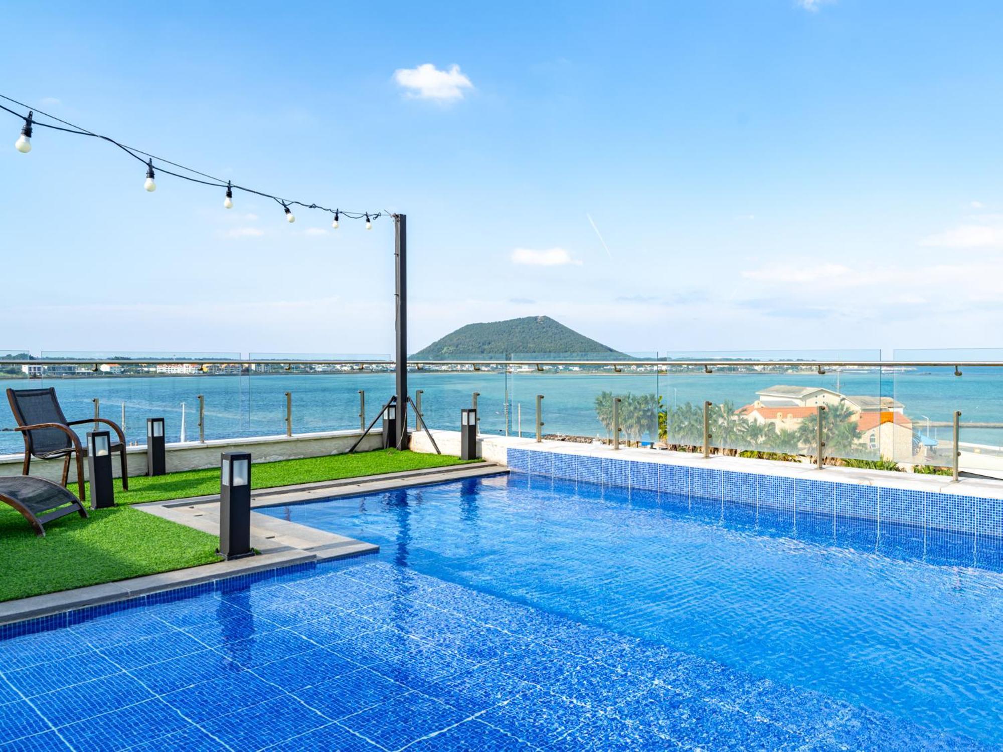 Jeju Attirance Hotel & Poolvilla Согвипхо Экстерьер фото